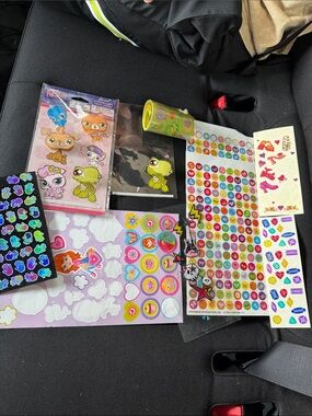 Vtg Sticker Lot Littlest Pet Shop/ Handprints/Butterfly/ Frogs